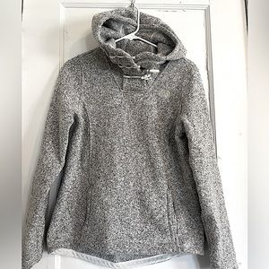 North face women’s pullover S